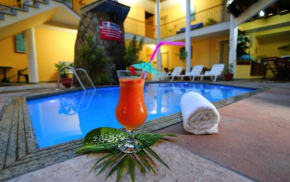Гостиница Marlim Porto Hotel  Порту-Сегуру